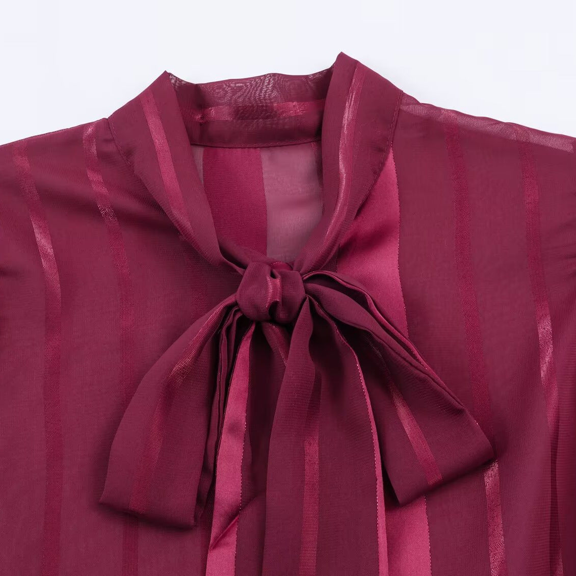 Elegante, vielseitige Bluse mit Schleife – Bild 4 | LuxeStyle