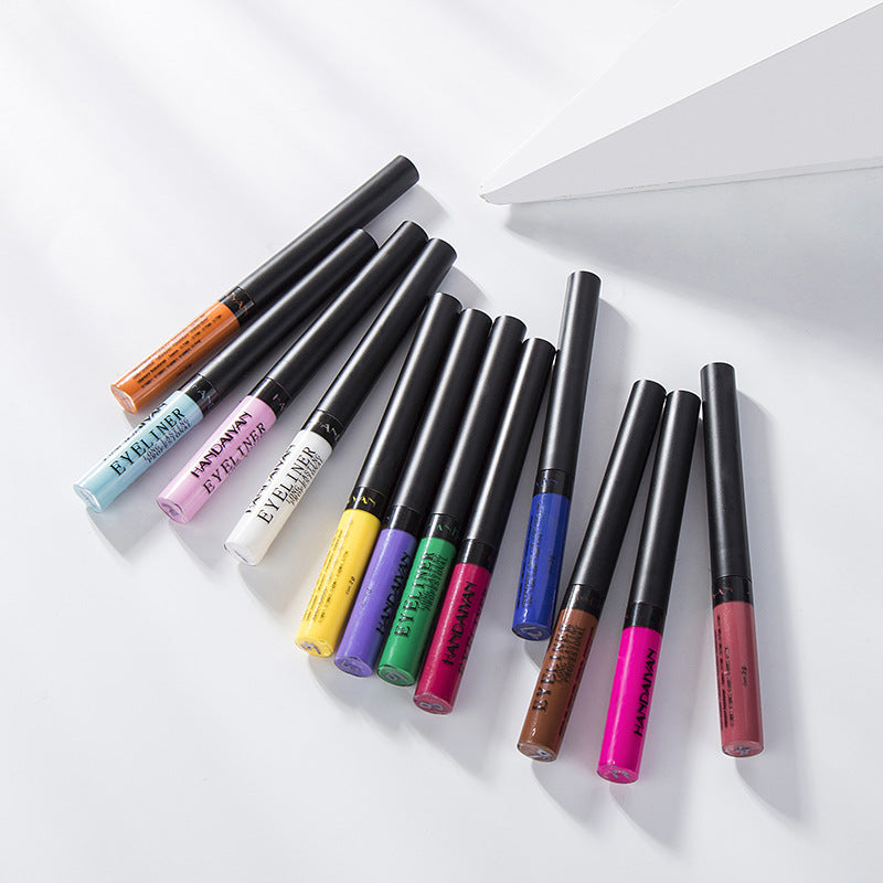 Matter Eyeliner Stift | LuxeStyle
