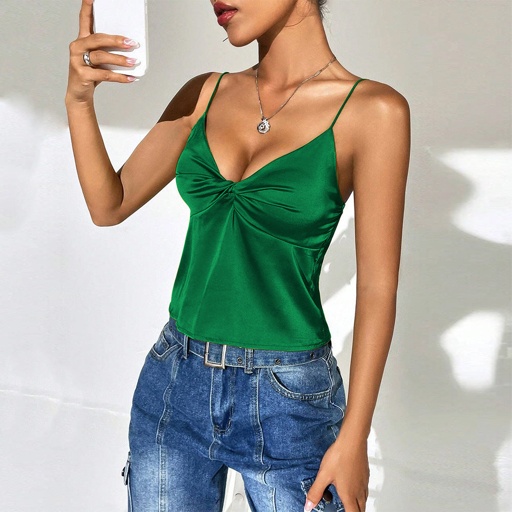 Dunkelgrüne Satin-Camisole mit V‑Ausschnitt – Bild 6 | LuxeStyle
