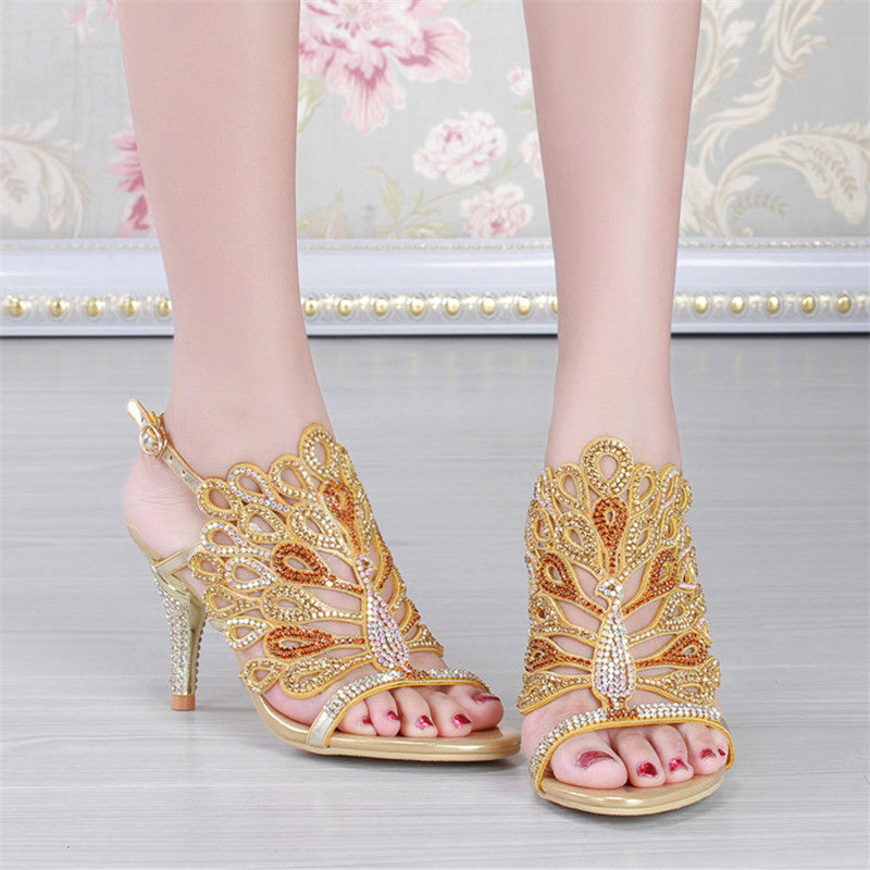 Stiletto-Sandalen mit Strass und Blumenmuster – Bild 3 | LuxeStyle