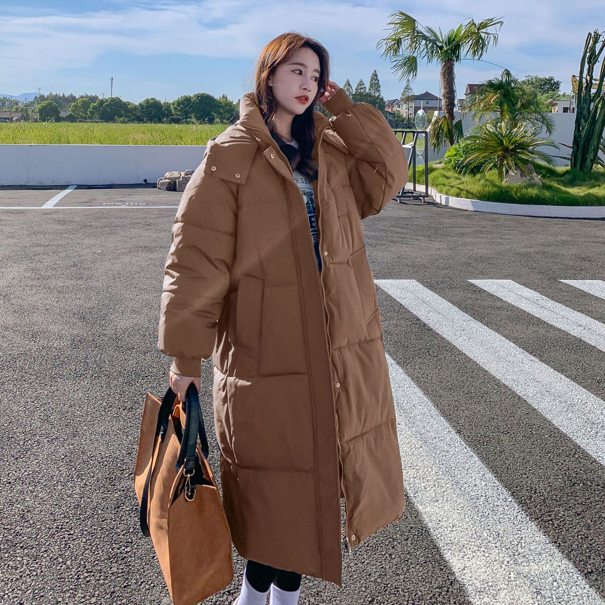 Locker geschnittene Daunenjacke für Damen – Bild 10 | LuxeStyle
