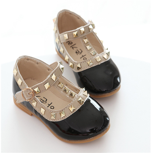 Tanzprinzessin-Schuhe mit Nieten – Bild 17 | LuxeStyle