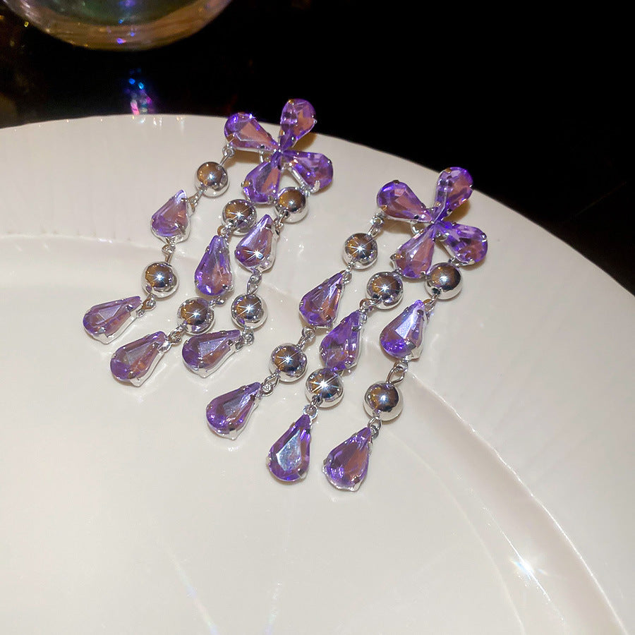 Elegante Kristallblüten-Ohrringe – Ansicht 2