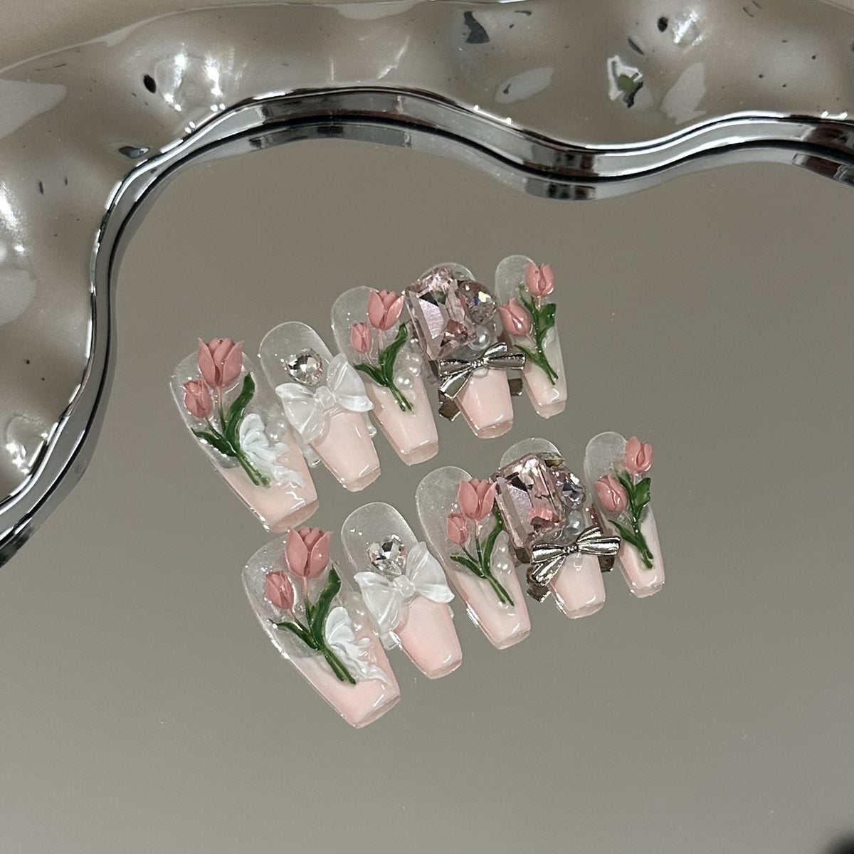 Blumen-Nagel-Tipps – Bild 3 | LuxeStyle