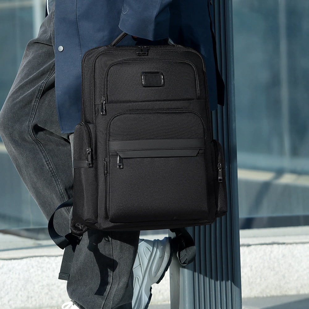 Businessrucksack mit grosser Kapazität – Bild 4 | LuxeStyle