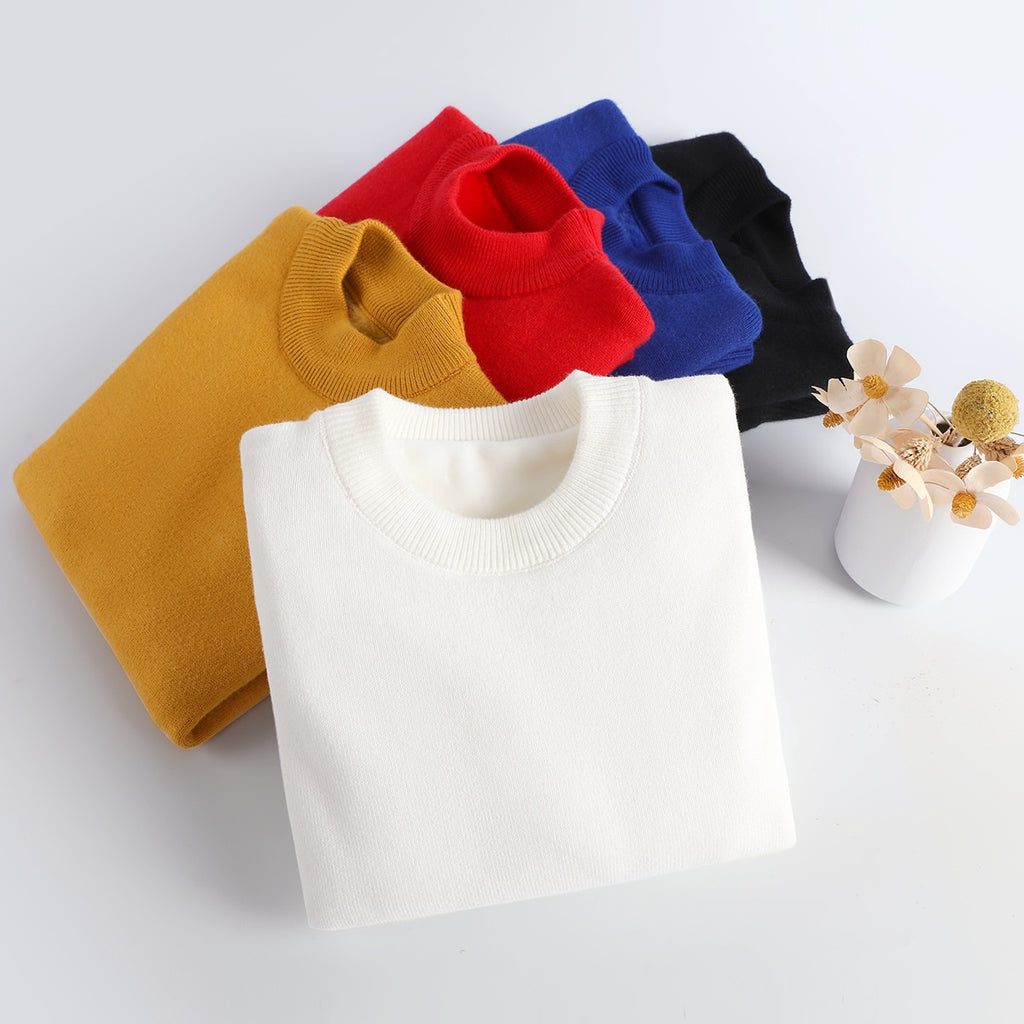 Weisser Pullover mit Fleece-Futter