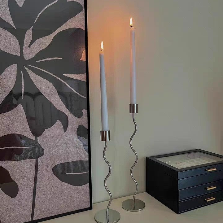 Eleganter Edelstahl Kerzenständer im French Style