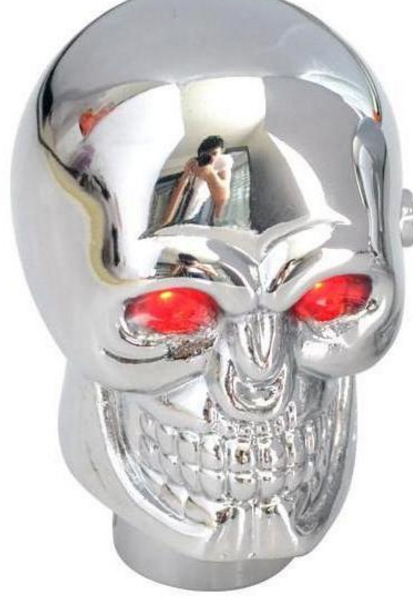3D Totenkopf Schaltknauf mit blauen LED-Augen