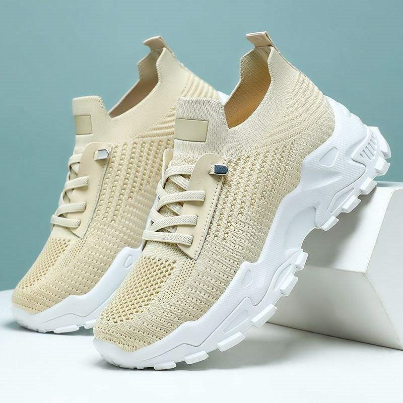 Leichte Sommer-Sneaker zum Schnüren