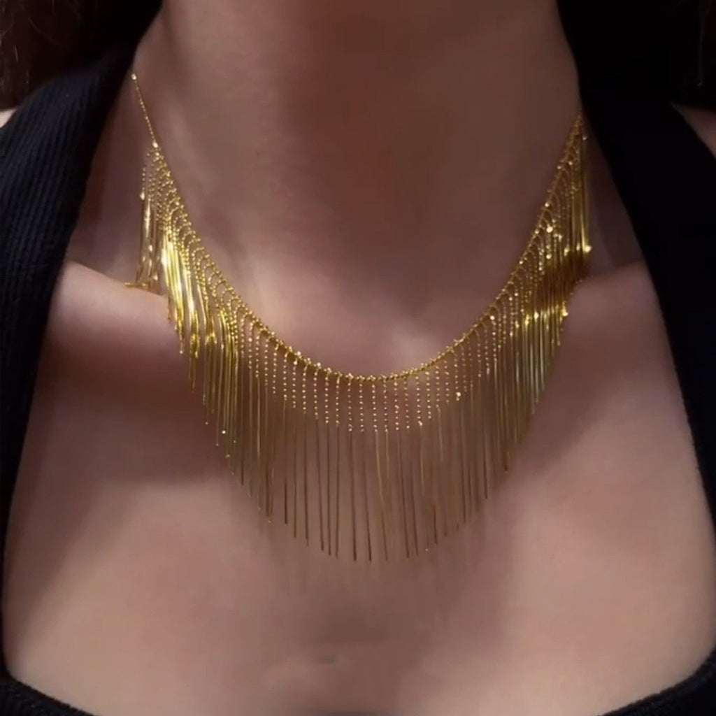 Silberner Tassel-Schmuck