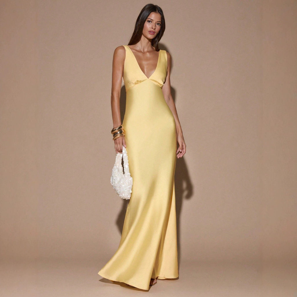 Rückenfreies Satin-Kleid