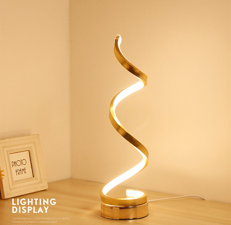 LED Tischleuchte mit gebogenem Design