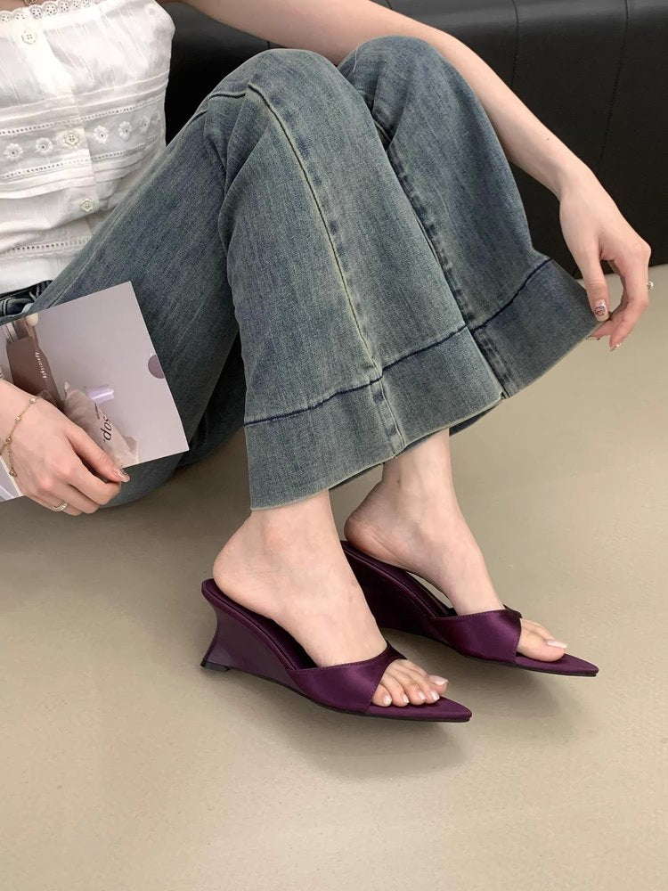 Französische Sommer-Sandalen mit Keilabsatz