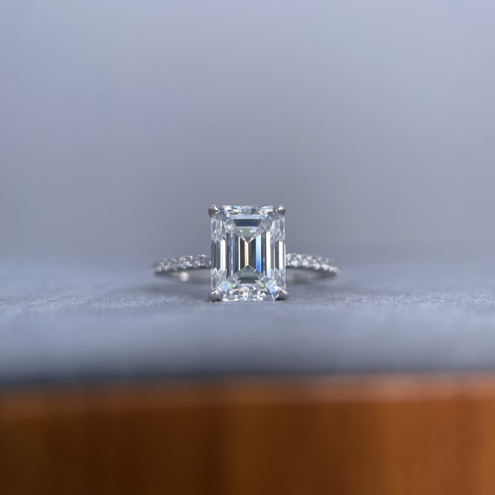 Moissanit Ring mit Radiant-Schliff