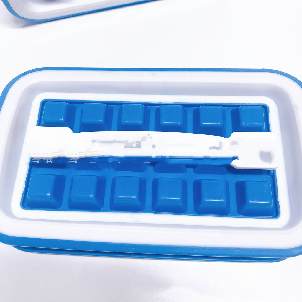 Silikon-Eiswürfelform für 36 Würfel – Bild 3 | LuxeStyle