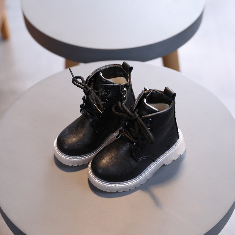 Kinder Martin Boots mit weicher Sohle – Bild 5 | LuxeStyle