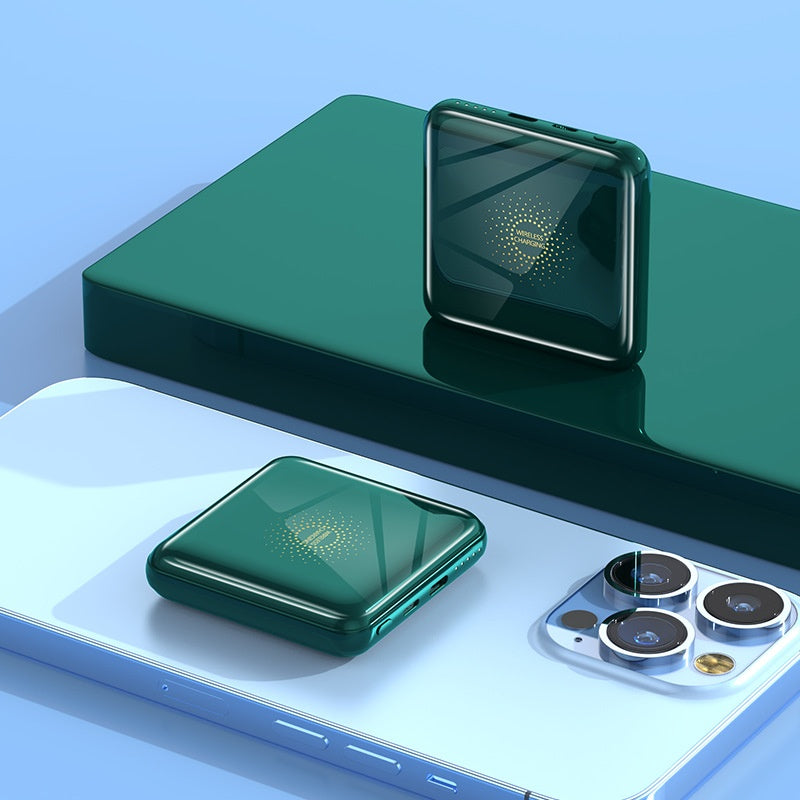 Kompakte 10000 mAh Powerbank mit Wireless Charging