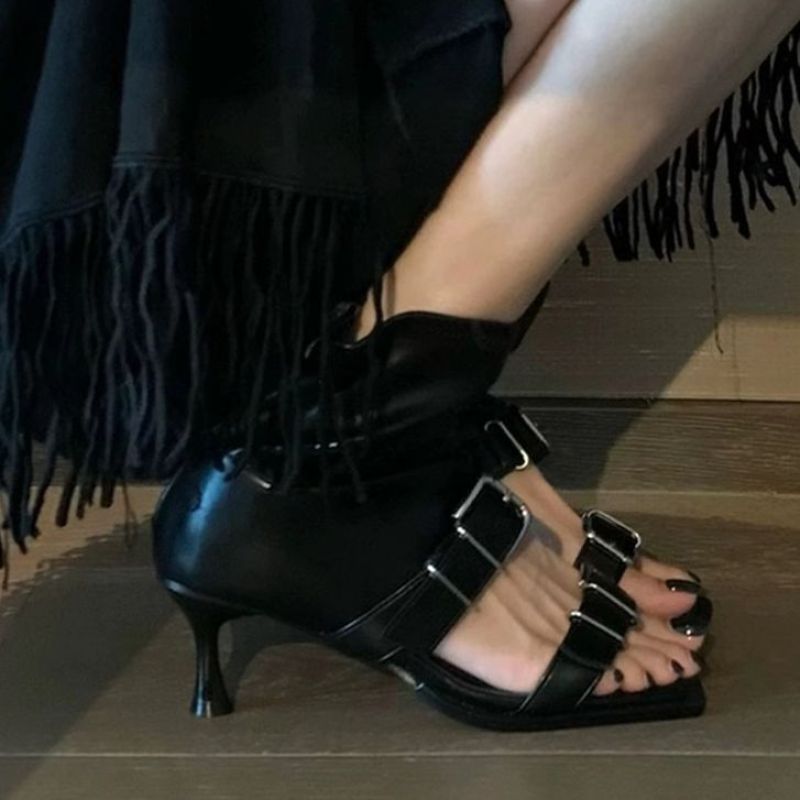 Elegante Riemchen-Sandalen aus Vollleder