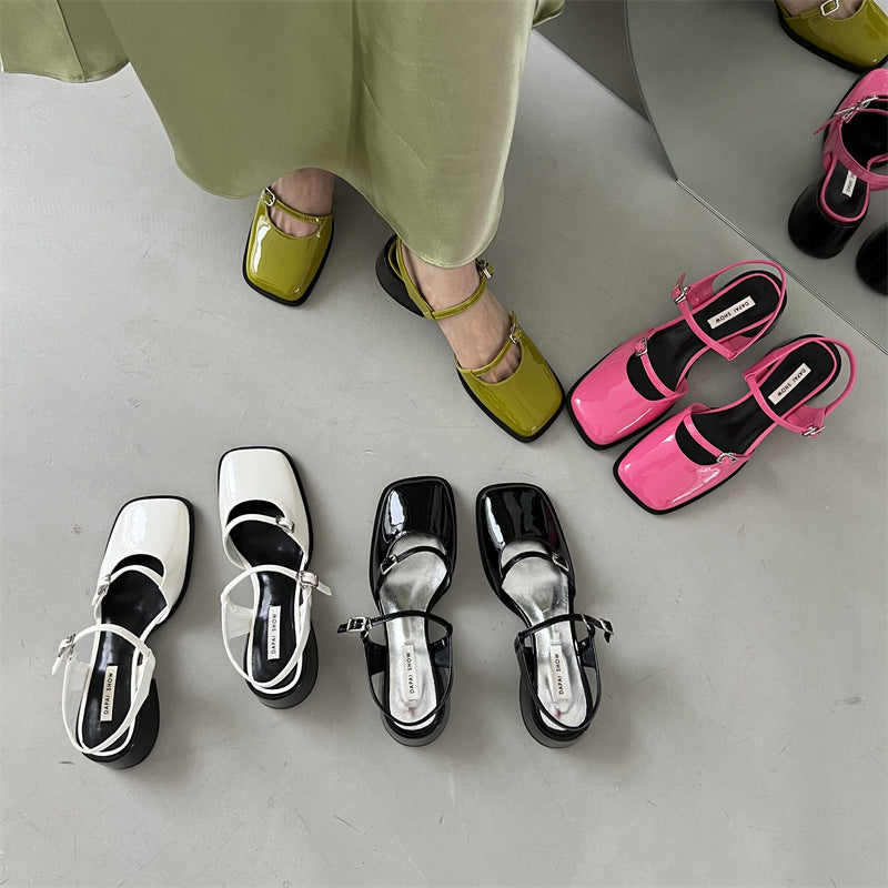 Französische Sandalen mit Blockabsatz – Bild 8 | LuxeStyle