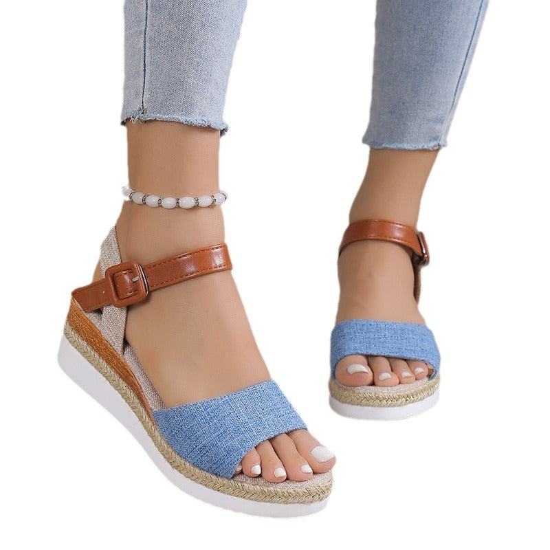 Keile Sandalen mit Knöchelriemen – Bild 10 | LuxeStyle
