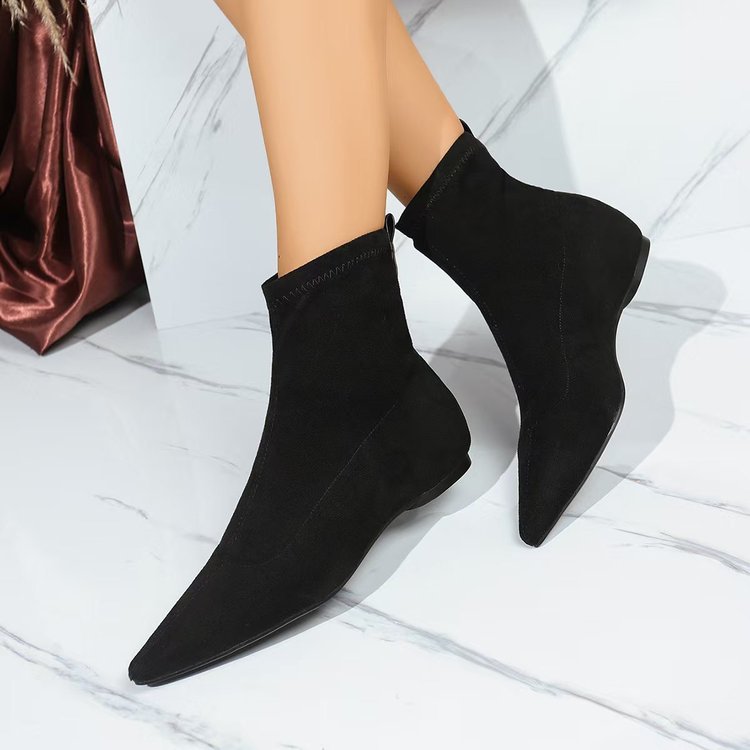 Elegante Stiefeletten aus mattem Wildleder