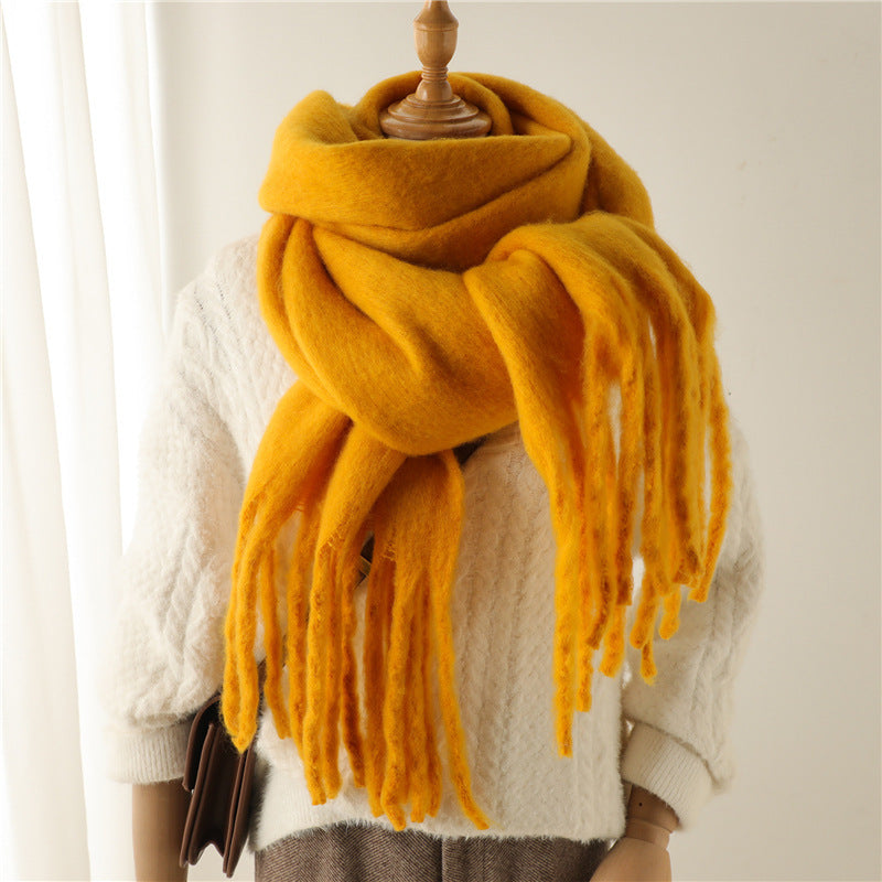 Winterthermal-Schal mit langen Pompons – Bild 3 | LuxeStyle
