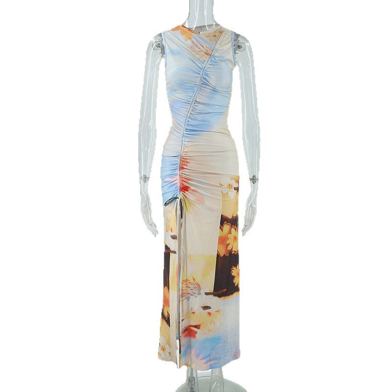 Langes Damenkleid mit farbigem Print