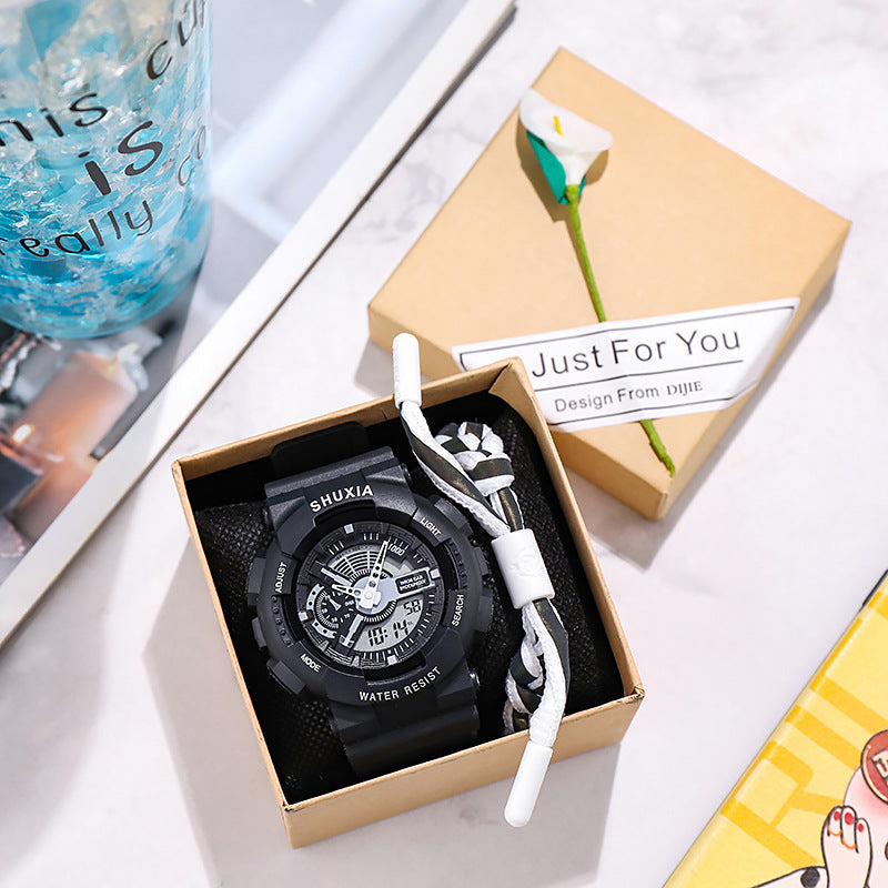 Sportliche Smartwatch mit Doppelanzeige 50 mm – Bild 2 | LuxeStyle