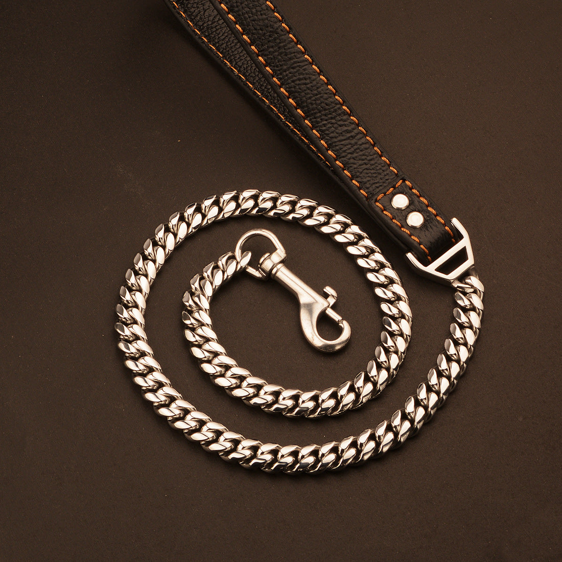 Hundeleine aus Edelstahl mit Ledergriff | LuxeStyle