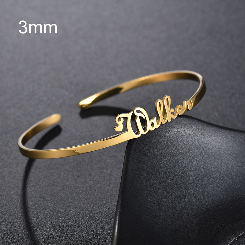 Personalisiertes Armband mit Gravur