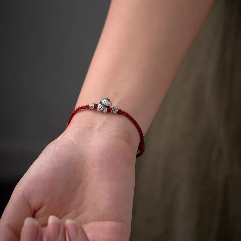 Glücks-Armband mit 999er Feinsilber-Anhänger – Bild 14 | LuxeStyle