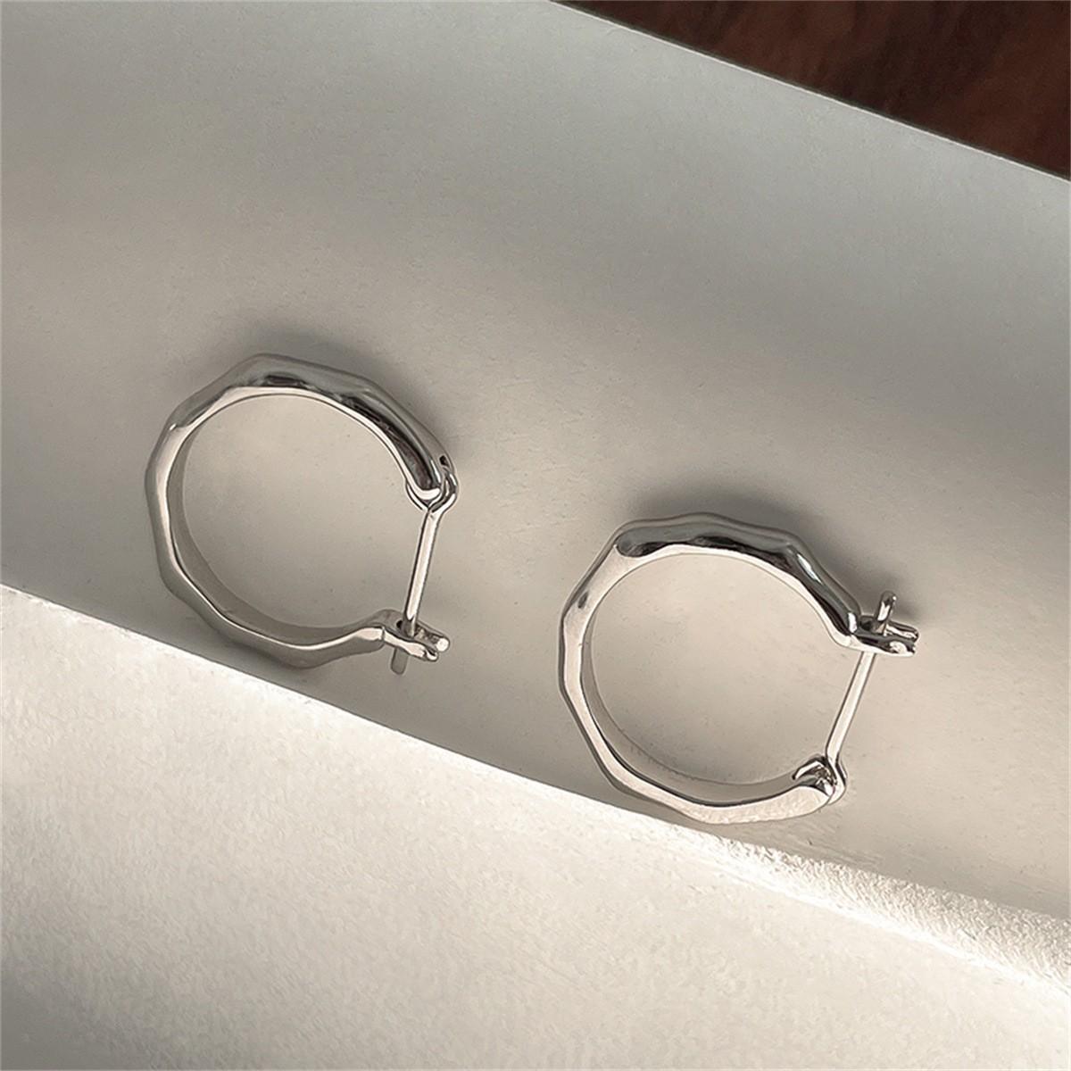 Ohrringe “Plain Hoop” aus 925er Silber
