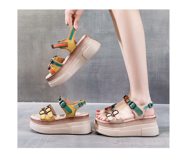 Bunte Plateau-Sandalen für Damen – Bild 9 | LuxeStyle