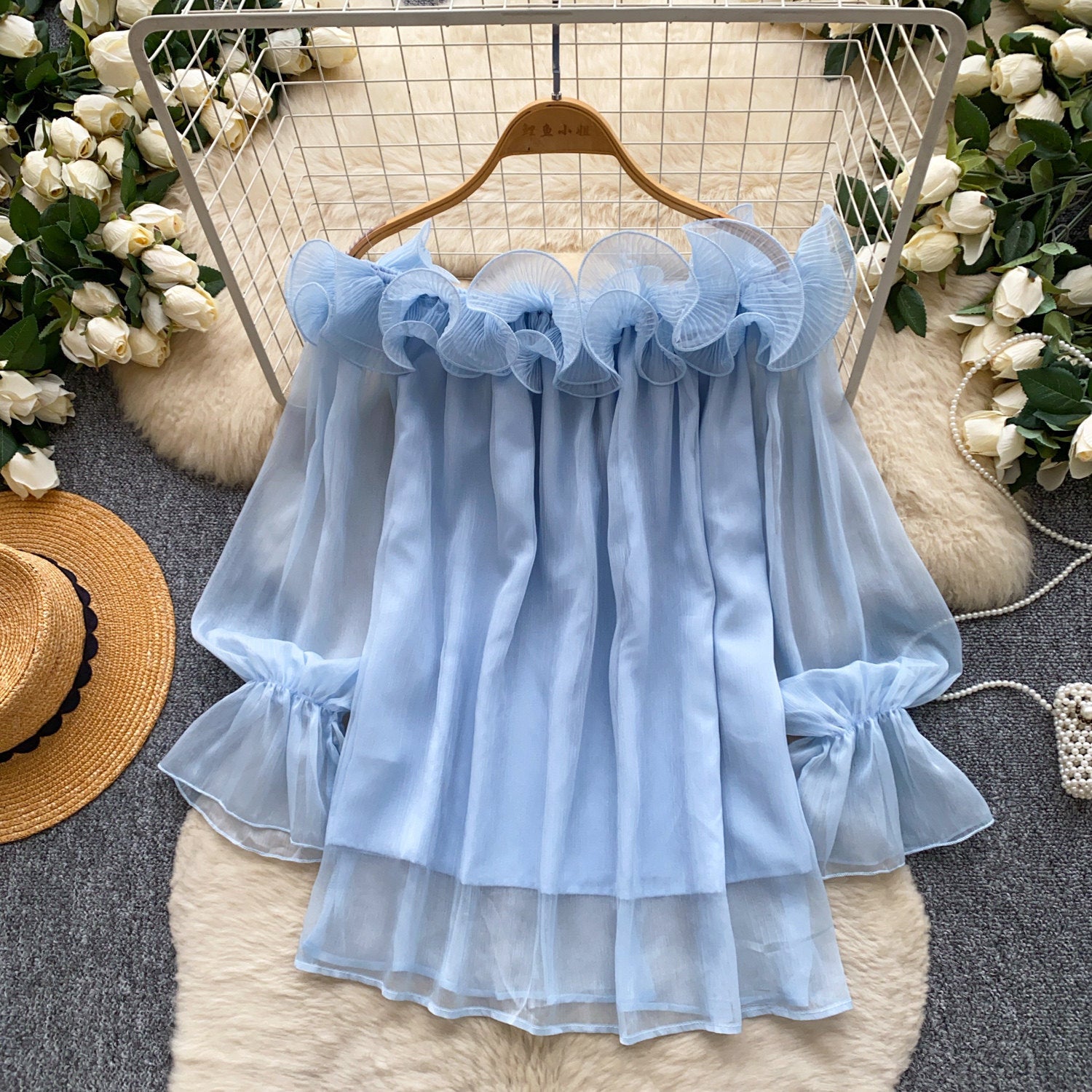 Off-Shoulder Chiffon-Bluse mit Rüschen