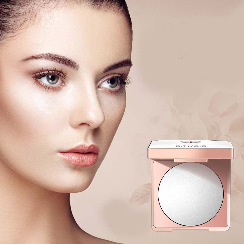 Feines Perlen-Matte Fixierpuder – Bild 5 | LuxeStyle