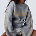 Gestreifter Retro-Pullover mit Rundhals