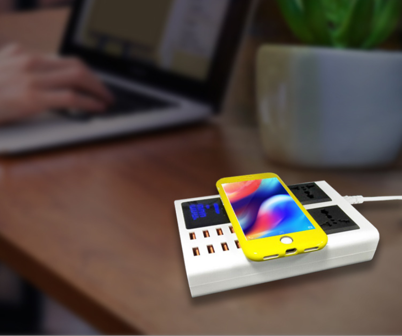 Kabelloses USB-Ladegerät für Smartphones
