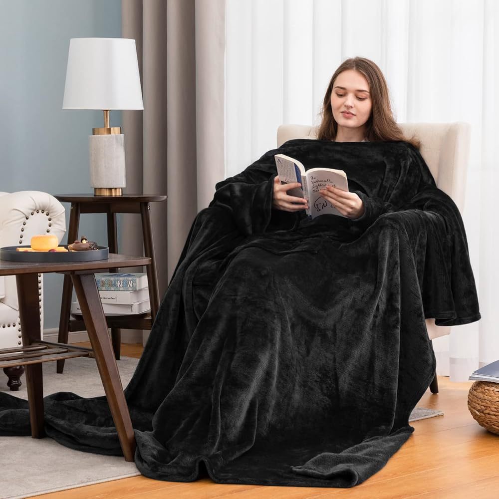 Decke mit Ärmeln und grossen Taschen