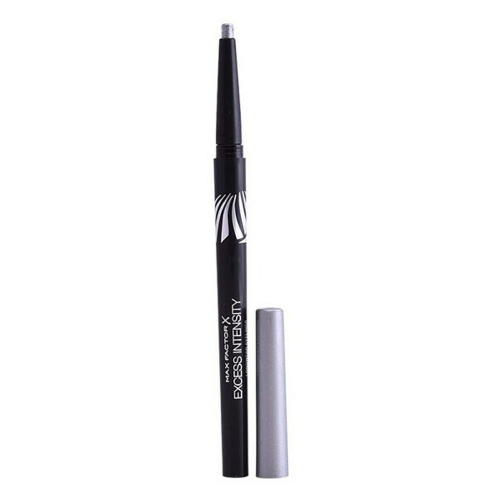 Eyeliner: Extreme Intensität für ausdrucksvolle Augen