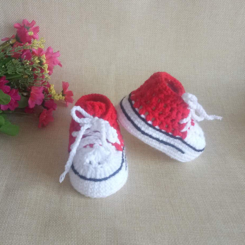 Handgestrickte Baby-Finkli – Bild 3 | LuxeStyle