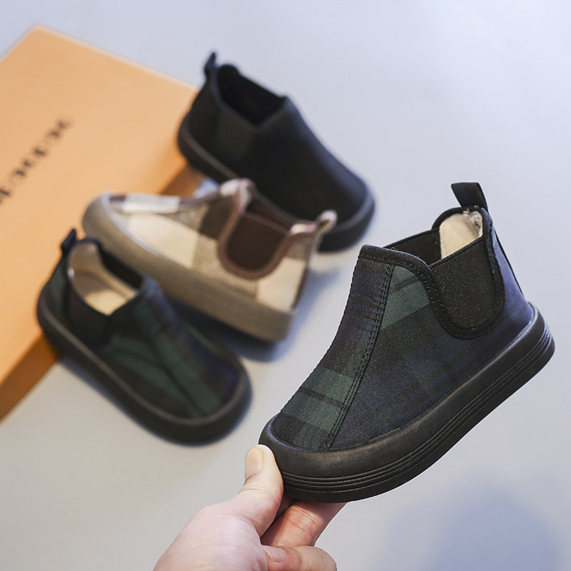 Wollfutter-Kinderschuhe