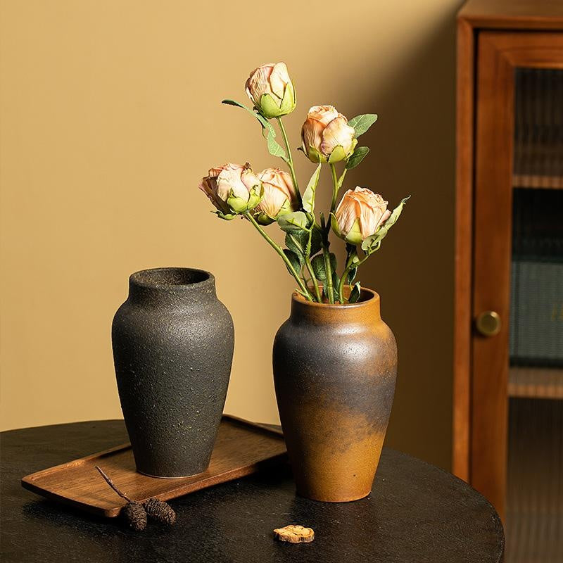 Keramik-Vase im Retro-Look