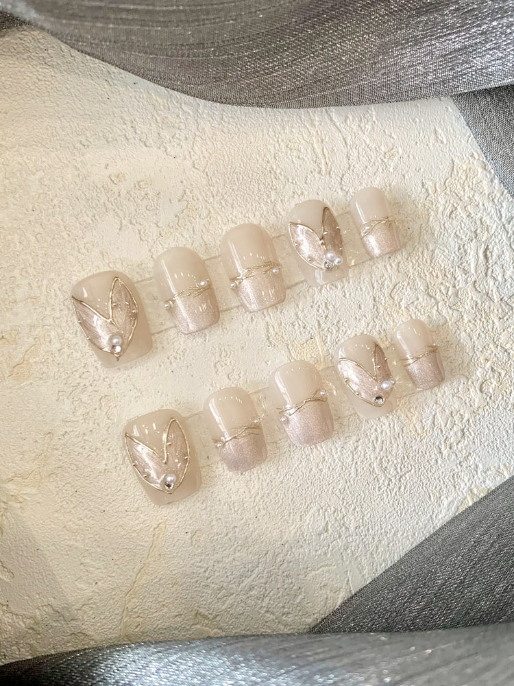 Nude Fishtail Pearl Nagelsticker