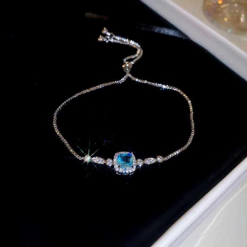 Zirkonia-Armreif im Diamant-Design mit Geschenkbox