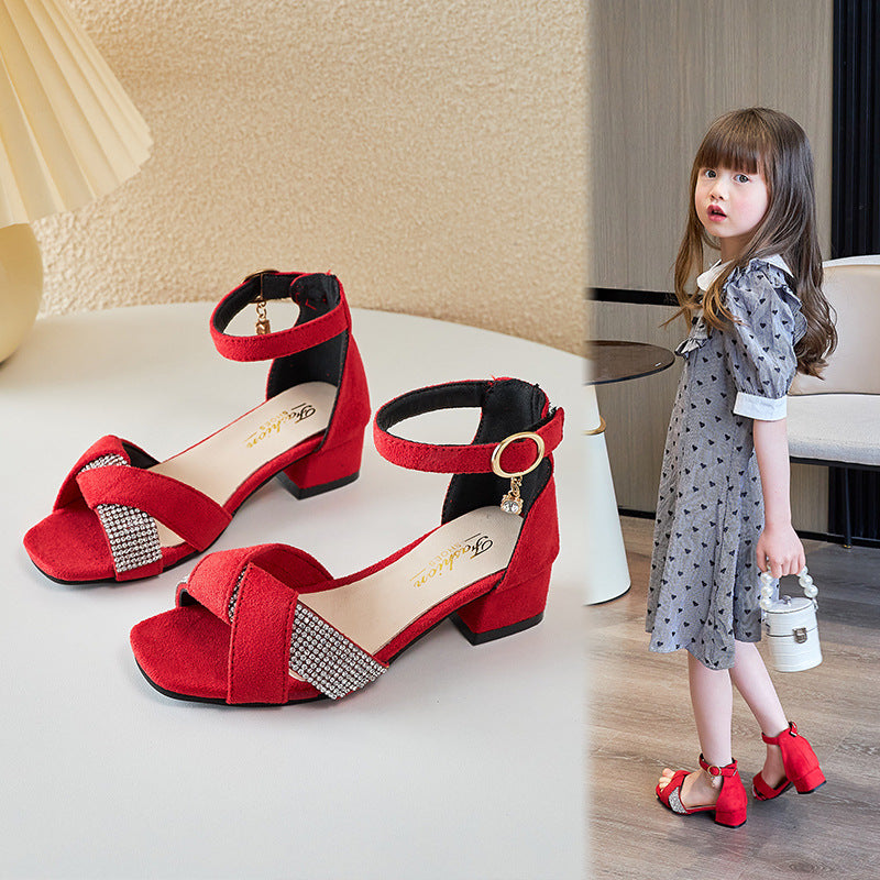 Sommer-Sandalen mit Steinen