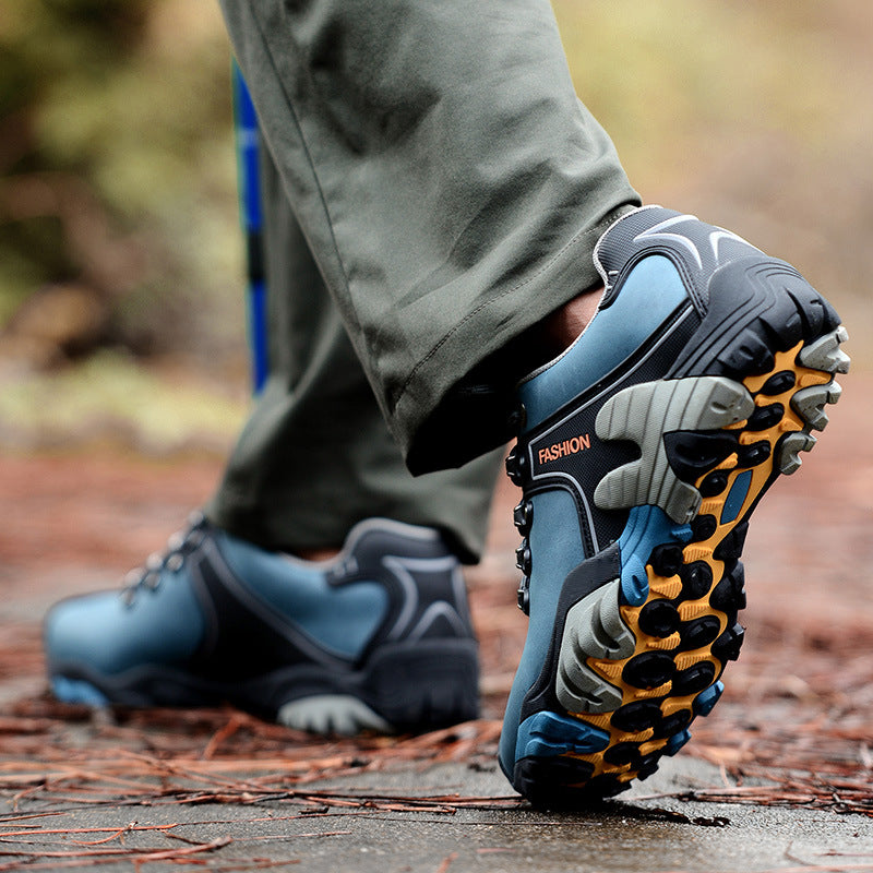 Wander- und Laufschuhe, rutschfest & warm – Bild 6 | LuxeStyle
