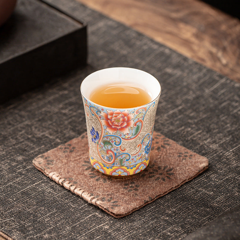 Kaisertasse aus Sterlingsilber mit Emaille-Blumen – Bild 6 | LuxeStyle