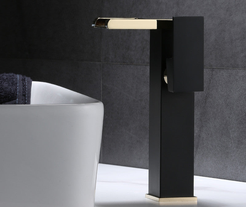 LED Wasserfall Armatur für Waschtische – Bild 4 | LuxeStyle