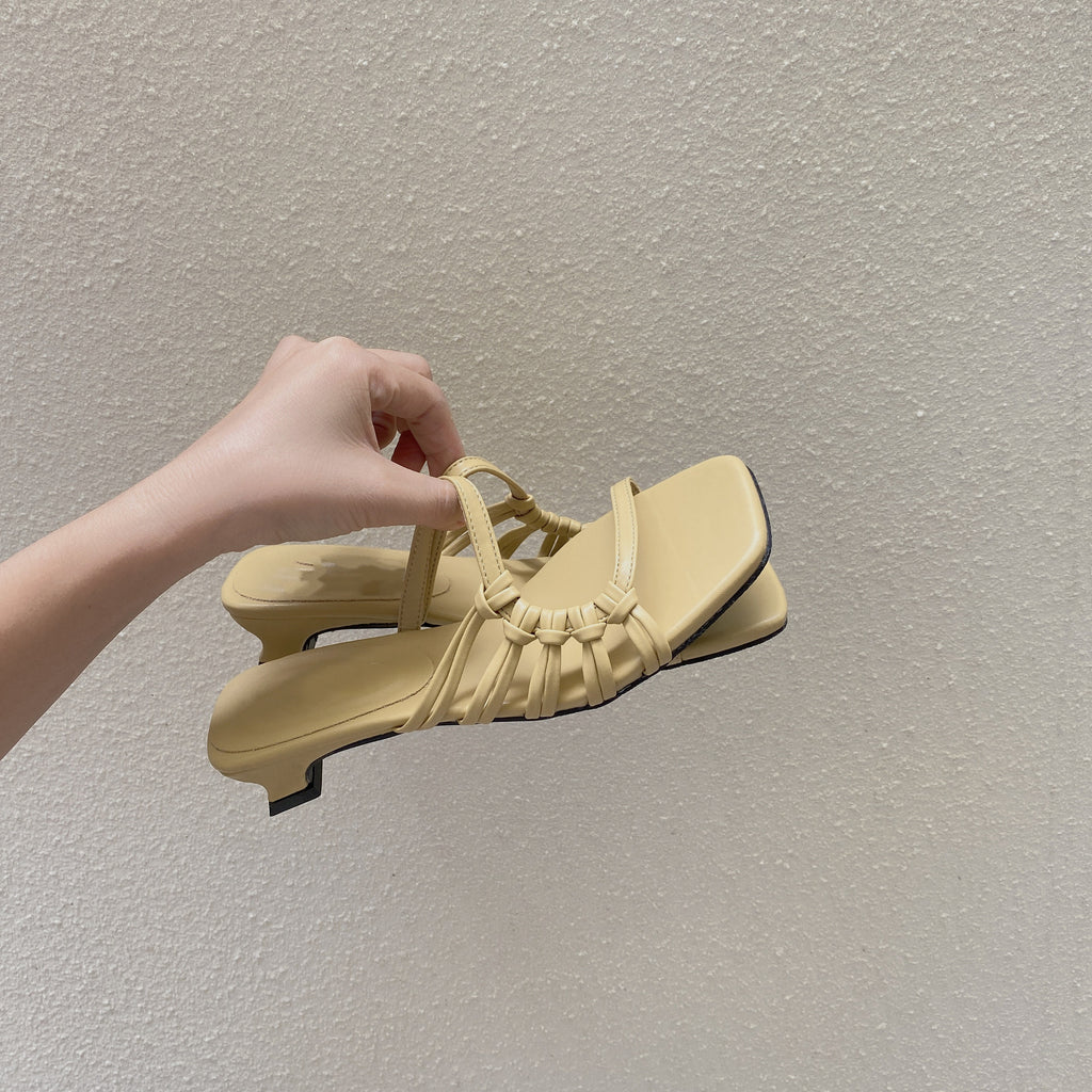 Graceful Square Toe Sandalen mit Absatz – Bild 2 | LuxeStyle