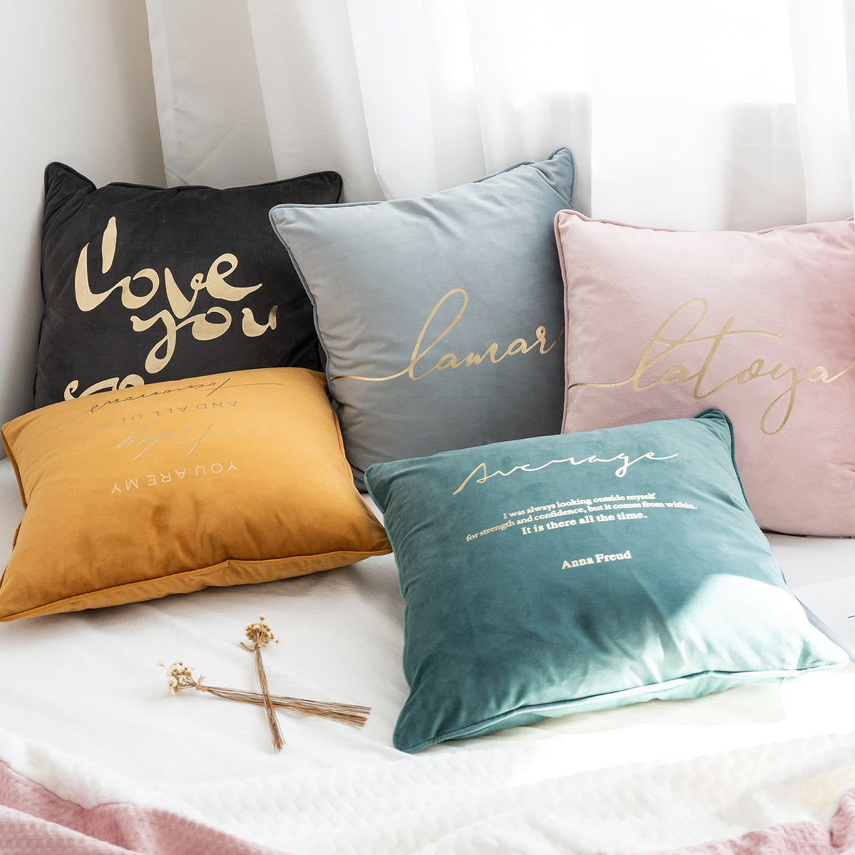 Nordisches Samtkissen – Rund oder Eckig – Bild 7 | LuxeStyle